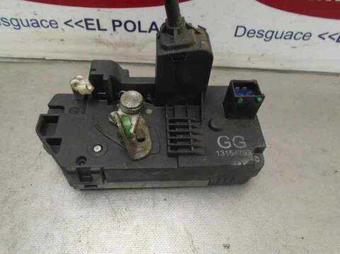Cerradura Puerta Trasera Izquierda Opel Meriva 1.7 16V CDTI 100CV 74KW