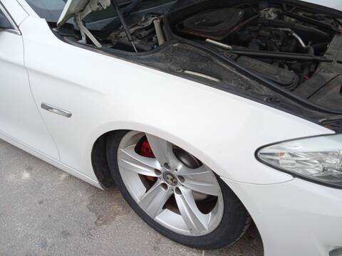 Foto 2ª: Aleta Delantera Derecha Bmw Serie 5 520 2.0 D F10) [N47 D20 C] (2025)