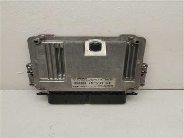 Centralita Motor ECU Kia Carens EMOTION 141CV 104KW
