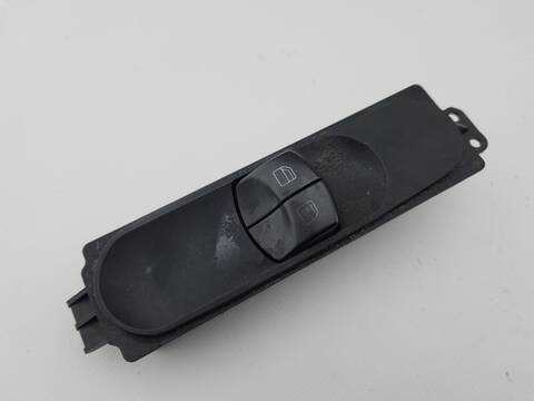 Botonera Elevalunas Mercedes Sprinter 310/311/313/314/316 CDI 906.631/633/635/637) 114CV 84KW CAJA CERRADA