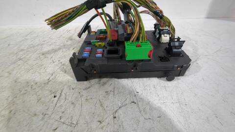 Foto 2ª: Caja Reles Fusibles Citroen Xsara 1.6 HDI 90CV [9HX (DV6ATED4)] (1999)