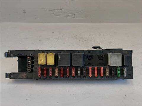 Caja Reles Fusibles Mercedes Clase C 160 2.0 C 180 203.735) COUPE 129CV 95KW