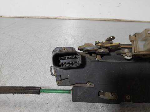 Foto 2ª: Cerradura Puerta Trasera Izquierda Fiat Stilo 1.9 JTD CAT 116CV 85KW [192A1000] (2003)