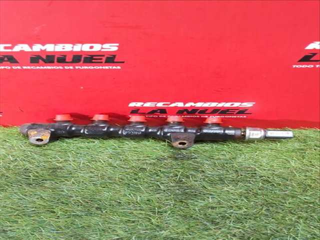 Foto 3ª: Rampa Inyectora Citroen Jumpy 1.6 HDI 90 27 L1H1 FURGON [1 6 LTR. - 66 KW 16V HDI] 90CV [9HU] (2008)