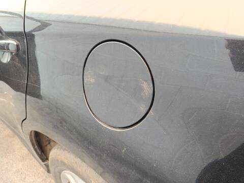Tapa Exterior Combustible Mitsubishi ASX 4N13