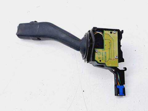Foto 2ª: Mando Multifuncion Skoda Octavia ACTIVE BERLINA 105CV 77KW [BJB] (2005)
