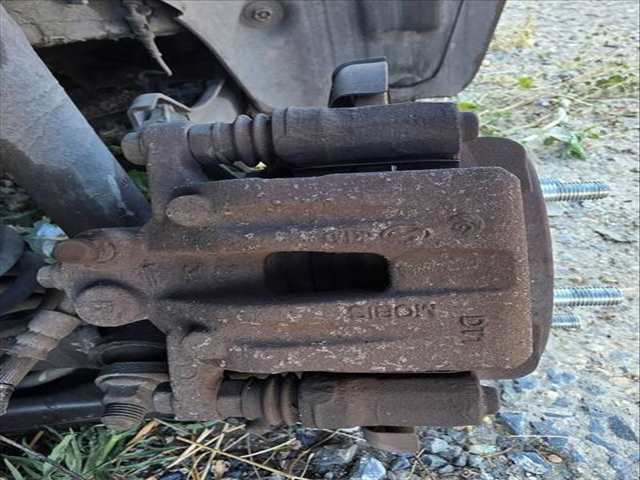 Foto 1ª: Pedal Embrague Hyundai ix35 STYLE 2WD 116CV 85KW (2011)