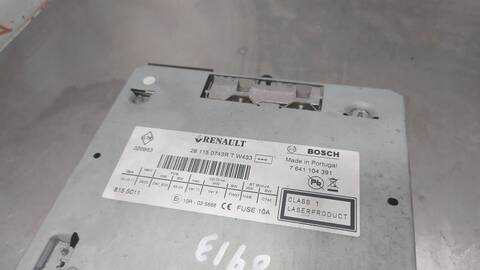 Foto 3ª: Sistema Audio Radio CD Renault Megane EMOTION BERLINA 110CV 81KW III BERLINA 5 P [K4M R8] (2011)