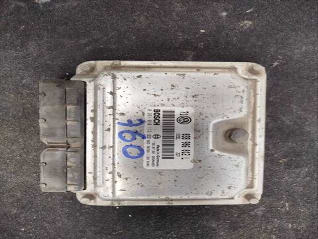 Foto 1ª: Centralita Motor ECU Volkswagen Golf BERLINA (2002)