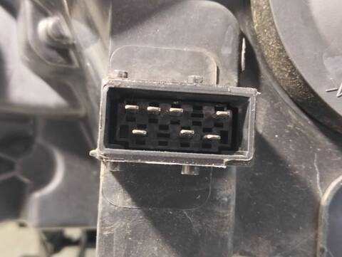 Foto 2ª: Faro Derecho Citroen C4 EXCLUSIVE 1 16V HDI FAP 109CV [9HZ] (2008)