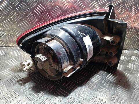 Foto 2ª: Piloto Trasero Derecho Seat Altea BJB (2004)