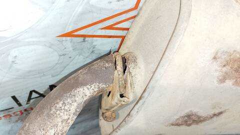 Foto 4ª: Tubo de Escape Ford Capri 2.8 INJECTION 160CV 118KW [PRN] (1982)