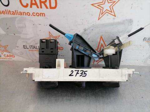 Foto 2ª: Mando Calefacción A. A. Ford Transit FT 350 2.4 90CV 66KW CAJA CERRADA [D2FB] (2003)