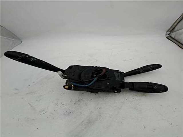 Mando Multifuncion Peugeot 207 1.4 SPORT [1.4 LTR. - 65 KW 16V CAT (KFU - ET3J4)]