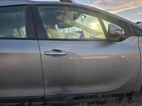 Puerta Delantera Derecha Peugeot 2008 HMZ