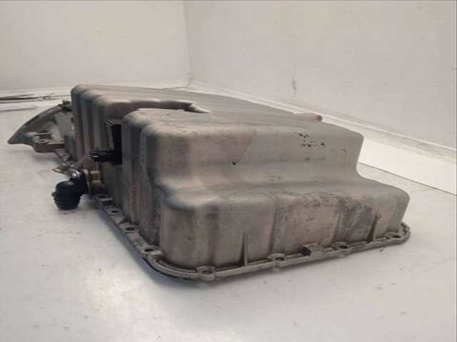 Foto 3ª: Carter Mercedes Clase V 200 2.2 16V CDI TD CAT 122CV 90KW [611980] (2002)