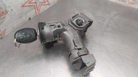 Foto 2ª: Antirrobo Ford Transit AMBIENTE 75CV 55KW [UGCB] (2015)