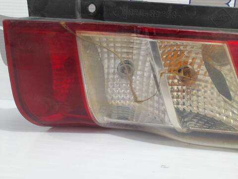 Foto 2ª: Piloto Trasero Derecho Iveco Daily 2.3 DIESEL CAT 126CV (2014)