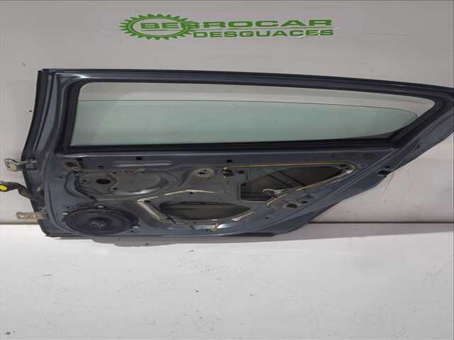 Foto 3ª: Puerta Trasera Derecha Peugeot 407 1.6 HDI 110 6D9HZC 6D9HYC) 109CV 80KW [9HY (DV6TED4),9HZ (DV6TED4)] (2004)