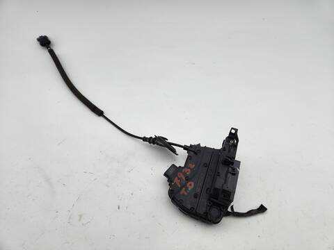 Cerradura Puerta Trasera Derecha Renault Captur DYNAMIQUE 120CV 88KW