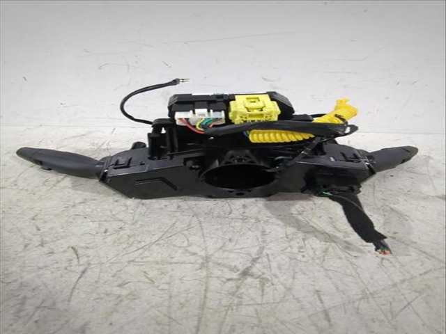 Foto 3ª: Mando Multifuncion Kia Stonic 1.0 T-GDI 101CV [G3LC G3LE] (2017)