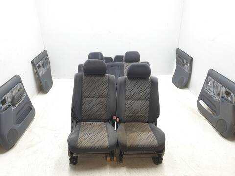 Foto 2ª: Juego Asientos Completos Toyota Land Cruiser TD VX 5-PTAS.) KZJ95) (1996)