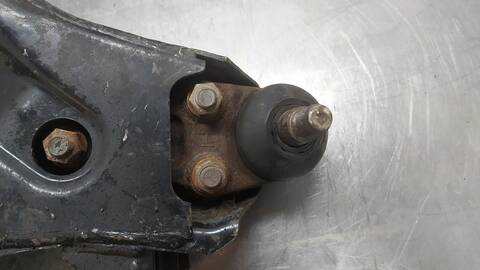 Foto 3ª: Brazo Suspension Delantero Derecho Mitsubishi Montero 3.2 DI-D ALL-FOUR 5-PTAS.) 160CV 118KW [D 4M41] (2006)