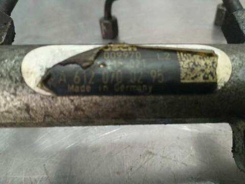 Foto 1ª: Rampa Inyectora Mercedes Clase ML 270 CDI 163.113) W163) [D612963] (2004)