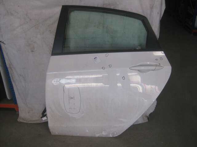 Puerta Trasera Izquierda Hyundai i30 1.4G