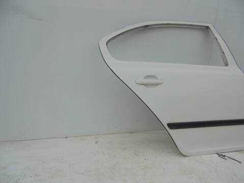Foto 2ª: Puerta Trasera Derecha Skoda Octavia ACTIVE BERLINA 105CV 77KW [BJB] (2004)