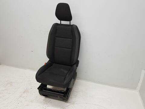 Foto 3ª: Asiento Delantero Izquierdo Renault Master VERSION INDEFINIDA (2016)