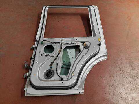 Foto 3ª: Puerta Trasera Derecha Land Rover Discovery VERSION INDEFINIDA (2004)