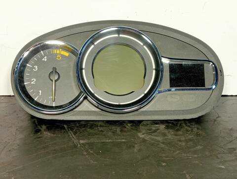 Cuadro de Instrumentos Renault Megane DYNAMIQUE 1.9 DCI DIESEL FAP 131CV