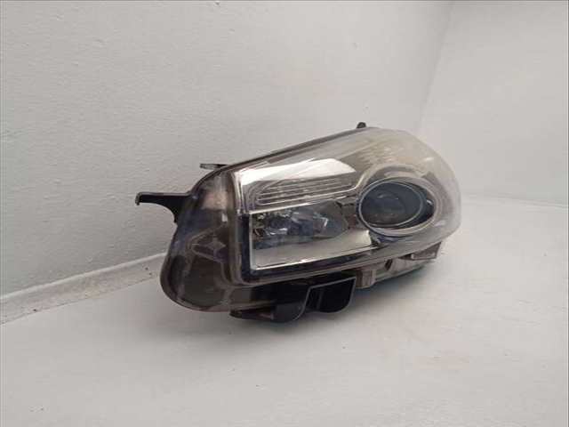 Foto 2ª: Faro Izquierdo Nissan Qashqai ACENTA 150CV 110KW [M9R832] (2010)