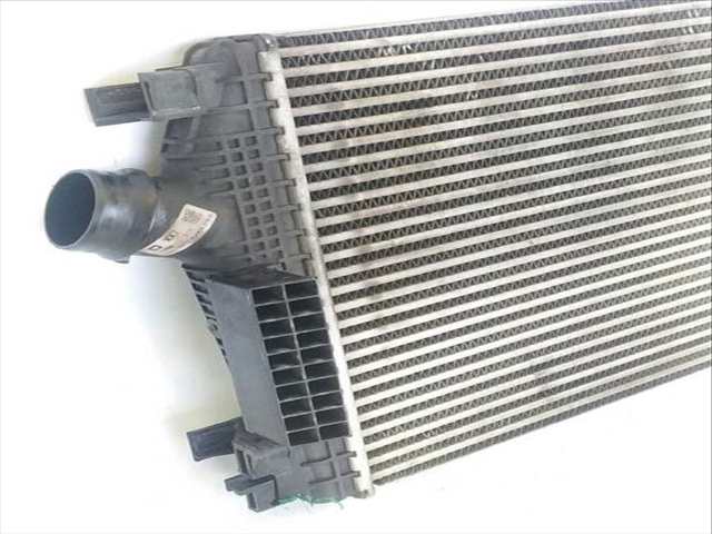 Intercooler Opel Astra 1.7 CDTI 35)