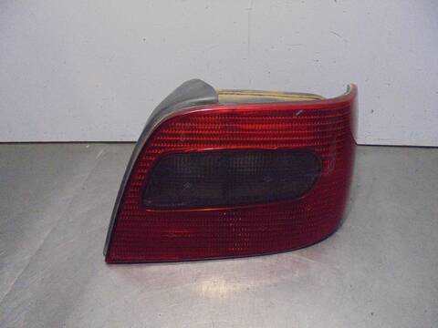 Foto 1ª: Piloto Trasero Derecho Citroen Xsara 1.9TD TONIC BERLINA 90CV 66KW [DHY] (1999)