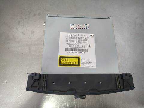 Foto 3ª: Sistema Audio Radio CD Mercedes Clase G 230 GLK 320 CDI 4-MATIC 204.983) 224CV 165KW [642961] (2010)