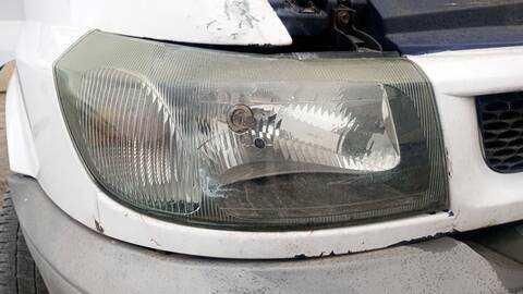 Faro Derecho Ford Transit FT 280 2.0 CORTO 86CV 63KW