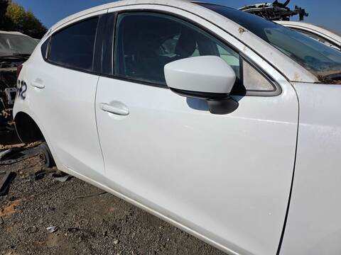 Puerta Delantera Derecha Mazda 2 ZENITH 116CV 85KW