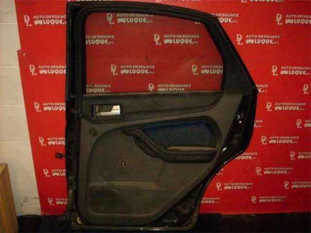 Foto 2ª: Puerta Trasera Derecha Ford Focus 1.8 TDCI [KKDA]