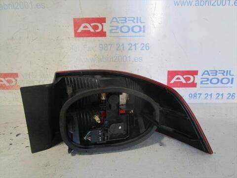 Foto 2ª: Piloto Trasero Izquierdo Renault Laguna 1.9 DCI BG0G) 120CV 88KW [D/ F9Q C6] (2004)