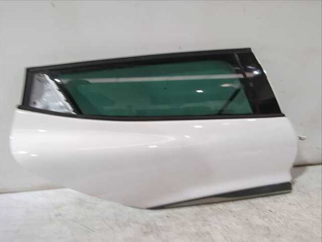 Foto 3ª: Puerta Trasera Derecha Renault Clio 0.9 TCE 90 90CV 66KW [H4B 400,H4B 412,H4B 408] (2017)