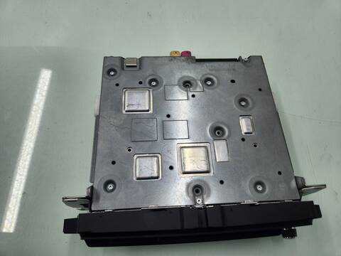 Foto 4ª: Sistema GPS Bmw Serie 3 315 318D BERLINA 143CV 105KW [N47D20C] (2015)