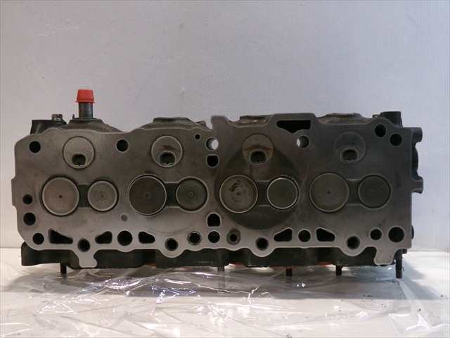 Foto 4ª: Culata Nissan Vanette 2.3 D CARGO,1995-2002 [LD23G] (2000)