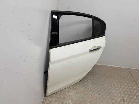 Foto 2ª: Puerta Trasera Izquierda Fiat Tipo TIPO 2022-)