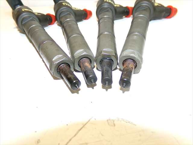 Foto 2ª: Inyectores Opel Corsa 1.3 CDTI MODELO C,2000-2006 [Z13DT] (2005)