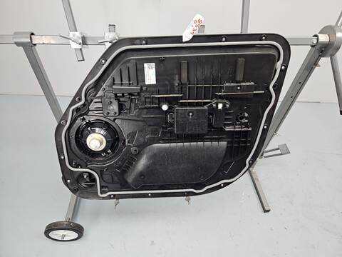 Foto 3ª: Tapizados Cartoneras Land Rover Defender D250 MHEV 4X4 249CV 183KW [DT306] (2022)