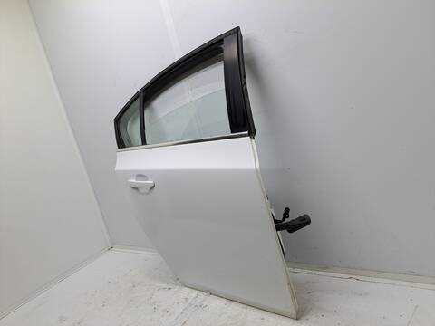 Foto 4ª: Puerta Trasera Derecha Chevrolet Cruze 2.0 DIESEL CAT 163CV 120KW [Z20D1] (2011)