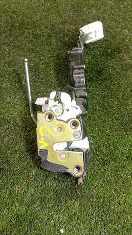 Cerradura Puerta Delantera Derecha Toyota 4 Runner 3.0 T DIESEL
