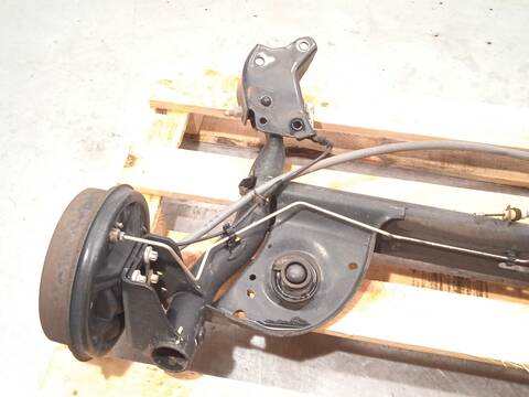 Foto 3ª: Puente Trasero Dacia Sandero 1.2 75CV 55KW [D4F732] (2013)